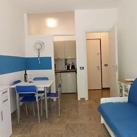 Pineda A 6 * Μπιμπιόνε